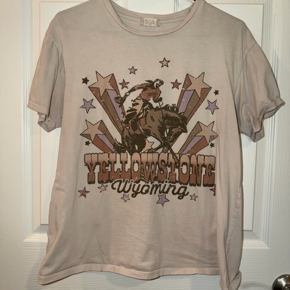 Altar'd State Beige Yellowstone Wyoming Graphic Tee